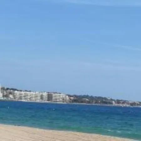 Les Galaxies Avec Balcon 20 Mn De La Frejus